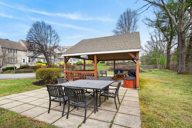 30 Charter St Unit 14, Exeter, NH 03833