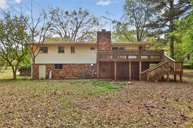 4897 Lou Ivy Road, Peachtree Corners, GA 30096