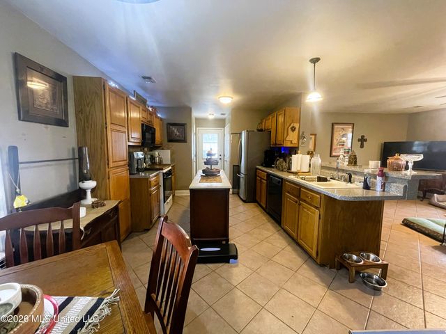 286 Caleb Lane, Coldwater, MS 38618