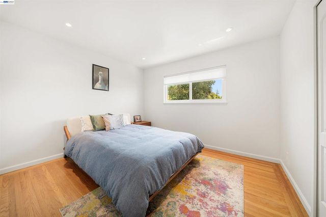 10774 Hellman St, Oakland, CA 94605