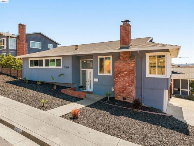 10774 Hellman St, Oakland, CA 94605