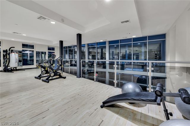 8925 West Flamingo Road 201, Las Vegas, NV 89147