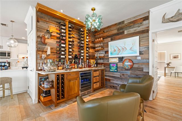 13 Sea Shell Shores Dr, Rockport, TX 78382