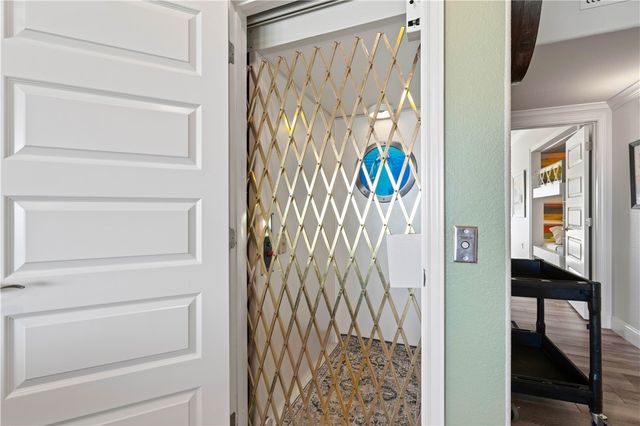 13 Sea Shell Shores Dr, Rockport, TX 78382