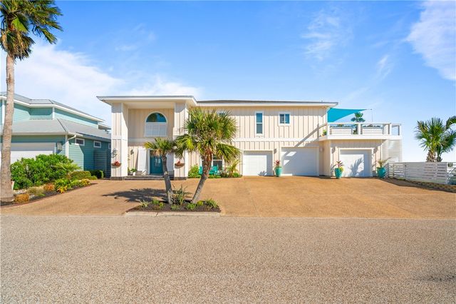 13 Sea Shell Shores Dr, Rockport, TX 78382