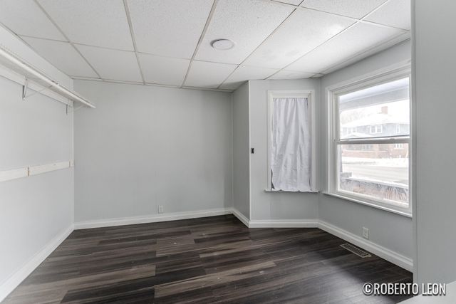 922 Burton Street Sw, City Of Wyoming, MI 49509