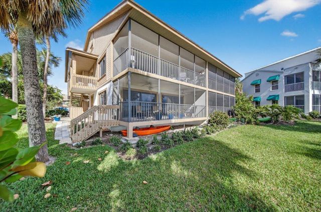 218 NE Edgewater Drive 218, Hutchinson Island, FL 34996