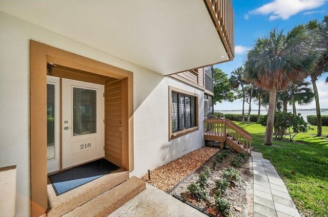 218 NE Edgewater Drive 218, Hutchinson Island, FL 34996