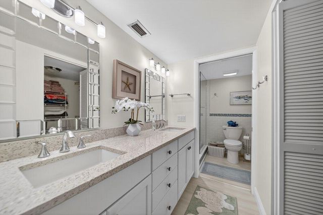 218 NE Edgewater Drive 218, Hutchinson Island, FL 34996