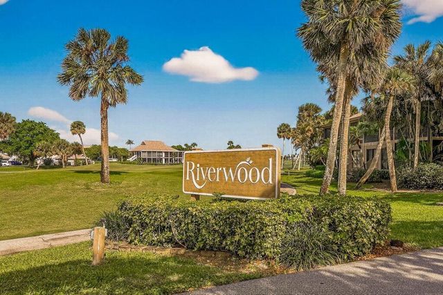 218 NE Edgewater Drive 218, Hutchinson Island, FL 34996