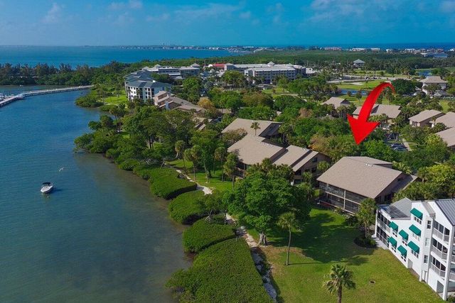 218 NE Edgewater Drive 218, Hutchinson Island, FL 34996