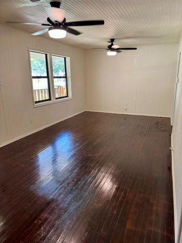 1110 Jarrett Street, Liberty, TX 77575