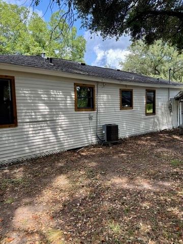 1110 Jarrett Street, Liberty, TX 77575
