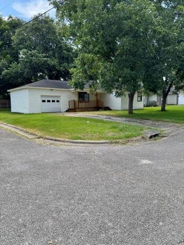 1110 Jarrett Street, Liberty, TX 77575