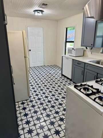 1110 Jarrett Street, Liberty, TX 77575