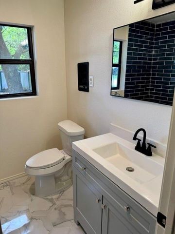 1110 Jarrett Street, Liberty, TX 77575