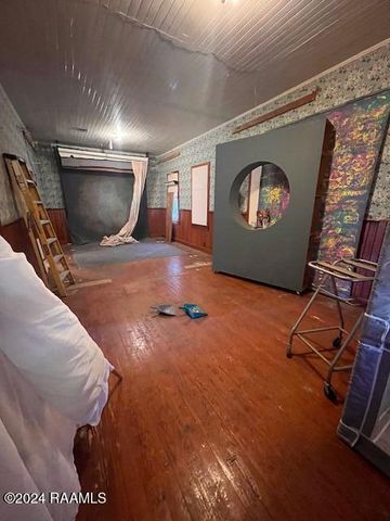 414 E Main Street, Ville Platte, LA 70586