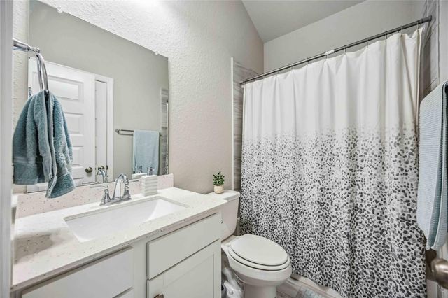 2446 Manor Valley Lane, Missouri City, TX 77459