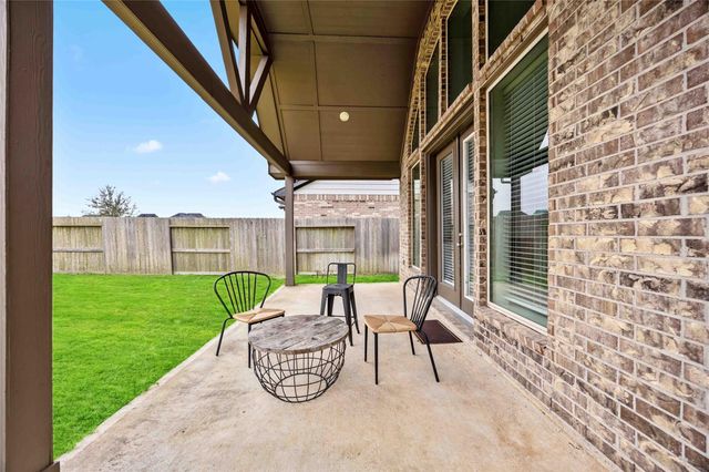 2446 Manor Valley Lane, Missouri City, TX 77459
