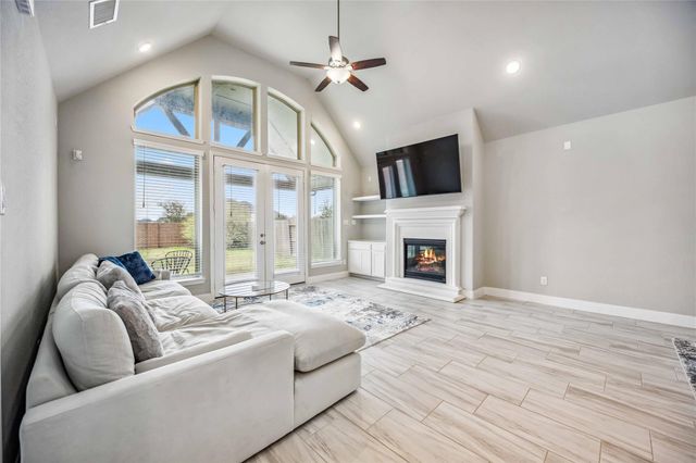 2446 Manor Valley Lane, Missouri City, TX 77459