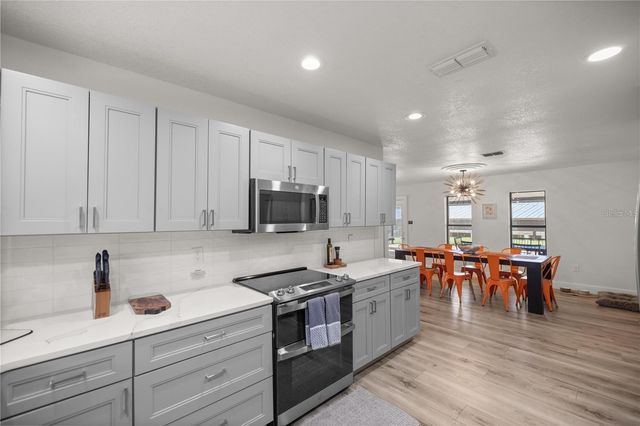 10380 NW 21ST STREET, Ocala, FL 34482
