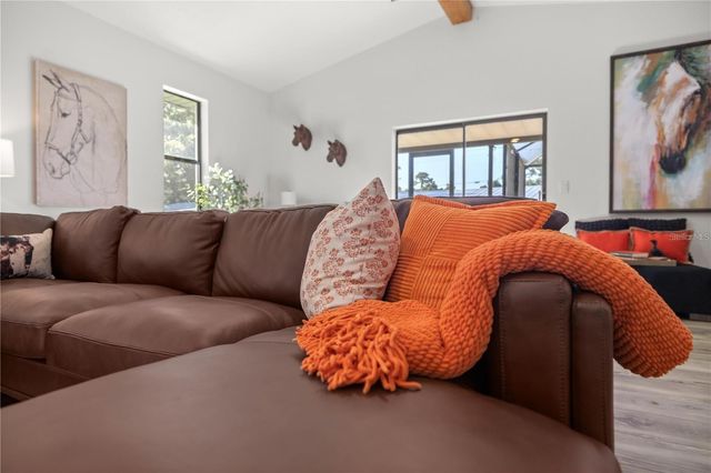 10380 NW 21ST STREET, Ocala, FL 34482