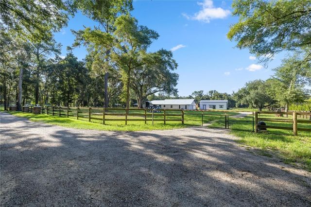 10380 NW 21ST STREET, Ocala, FL 34482