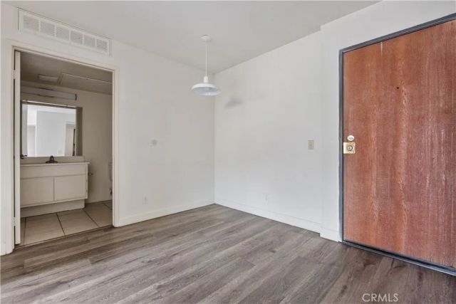 1246 W 30th Street, Los Angeles, CA 90007