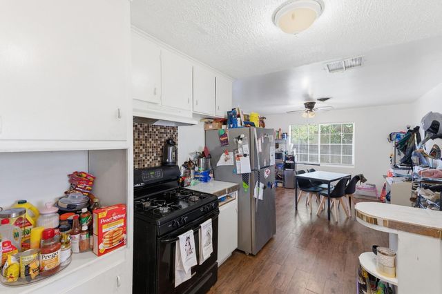 3504 N Wolters Avenue, Fresno, CA 93726