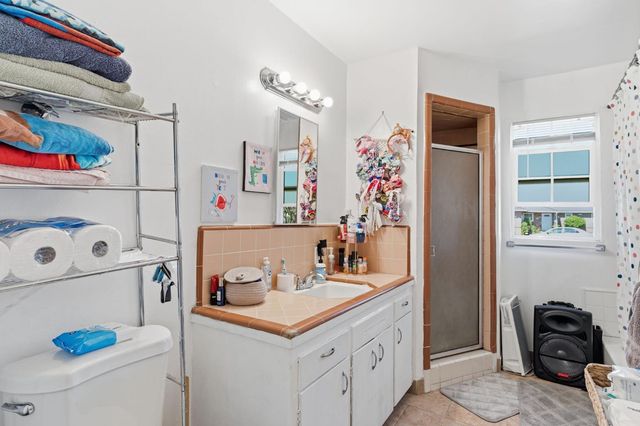 3504 N Wolters Avenue, Fresno, CA 93726