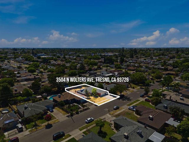 3504 N Wolters Avenue, Fresno, CA 93726