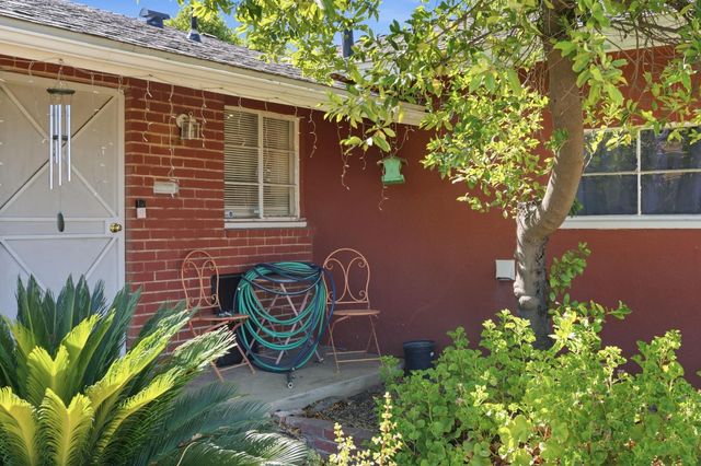 3504 N Wolters Avenue, Fresno, CA 93726