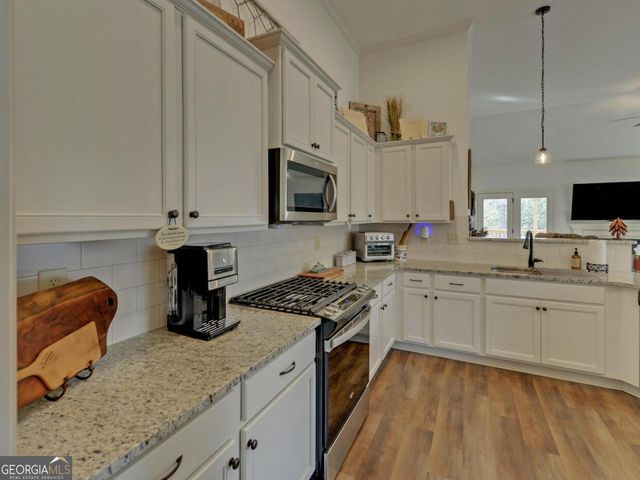 4021 Windsor Trail, Gainesville, GA 30506