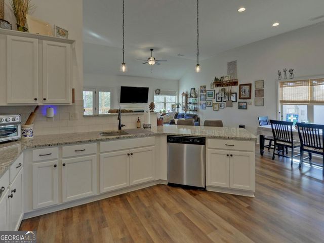 4021 Windsor Trail, Gainesville, GA 30506