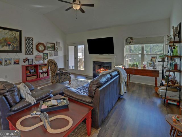 4021 Windsor Trail, Gainesville, GA 30506