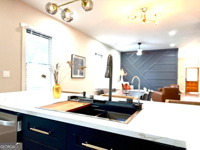 907 Beecher Street SW, Atlanta, GA 30310