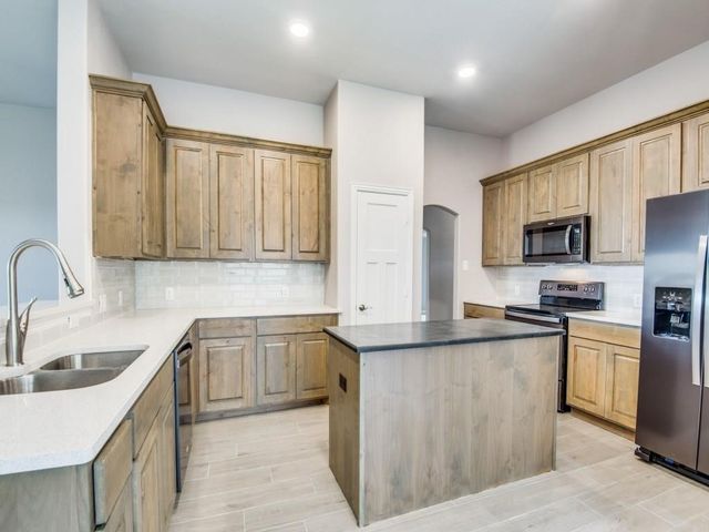 1004 Churchill Drive, Princeton, TX 75407