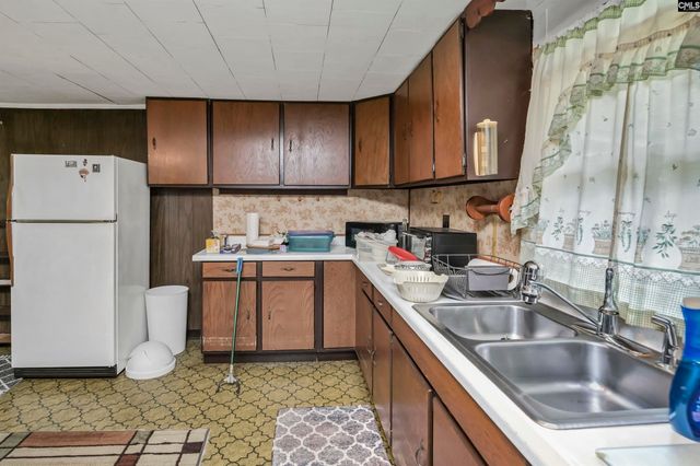 1050 Boiling Springs Road, Lexington, SC 29073