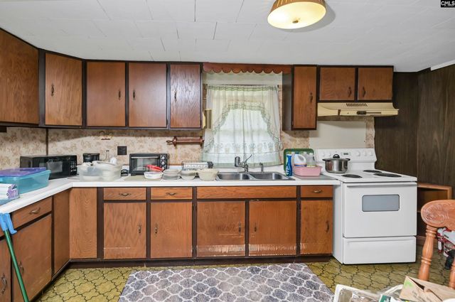 1050 Boiling Springs Road, Lexington, SC 29073