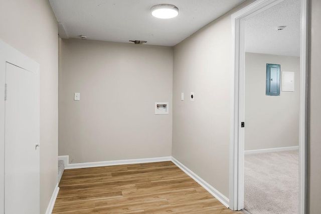 2101 SE Harding Street, Oak Grove, MO 64075