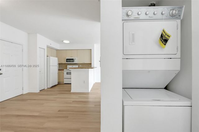 11050 SW 196th St 411, Cutler Bay, FL 33157