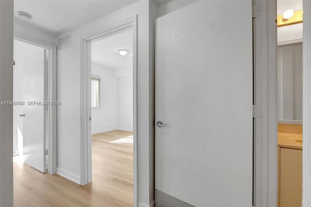 11050 SW 196th St 411, Cutler Bay, FL 33157