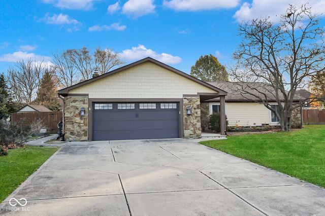 1181 Cambridge Drive, Greenwood, IN 46142