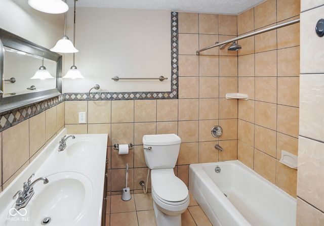 1181 Cambridge Drive, Greenwood, IN 46142