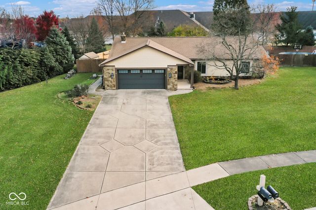 1181 Cambridge Drive, Greenwood, IN 46142