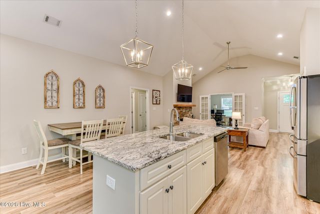 212 Deveraux Point, Mc Cormick, SC 29835