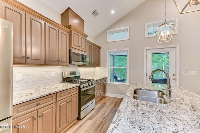 212 Deveraux Point, Mc Cormick, SC 29835