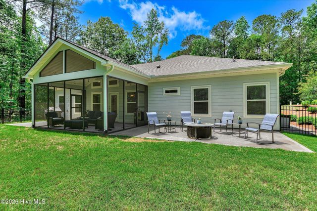 212 Deveraux Point, Mc Cormick, SC 29835