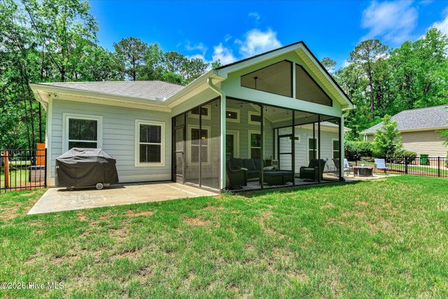 212 Deveraux Point, Mc Cormick, SC 29835