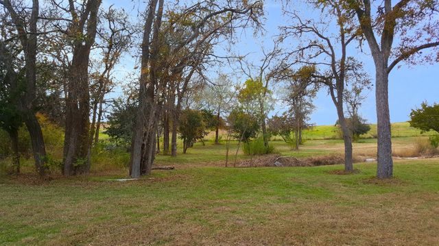1210 Bentwater Parkway, Granbury, TX 76049